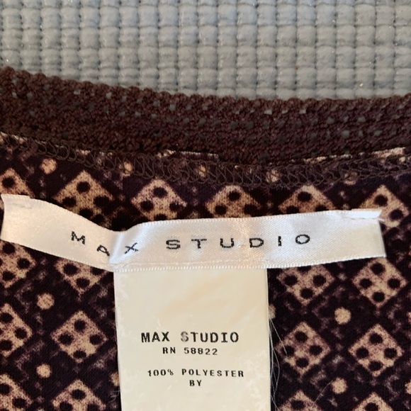 Max Studio Top - Picture 4 of 4